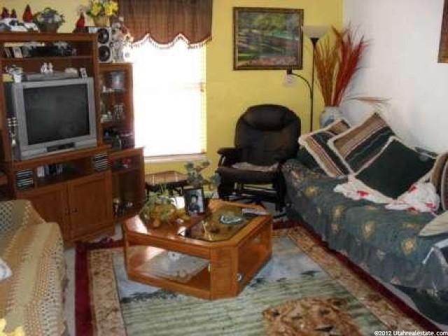 4389 S 775 W, Riverdale, UT 84405 — photo 2