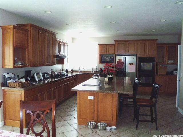 4464 Oxford Way, Bountiful, UT 84010 — photo 3