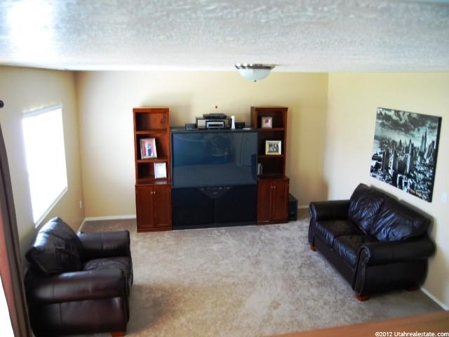 1591 N 125 W, Layton, UT 84041 — photo 3