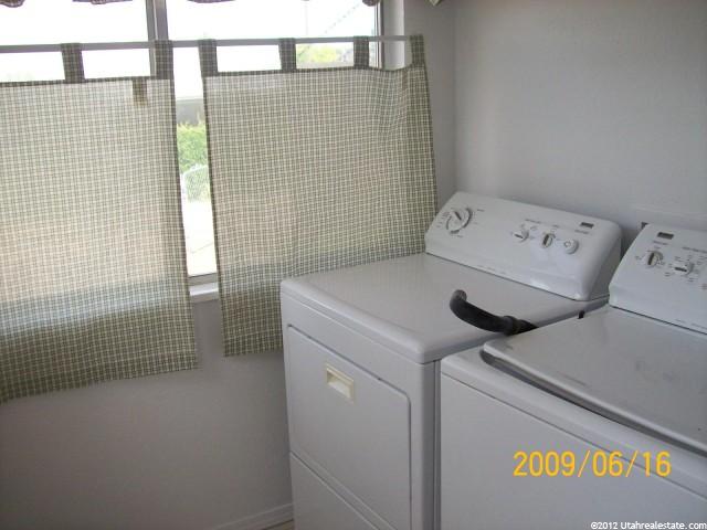 182 E 100 S, Gunnison, UT 84634 — photo 12