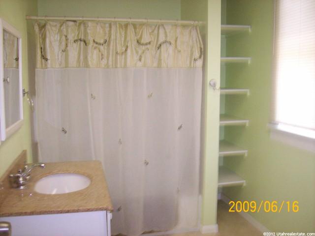 182 E 100 S, Gunnison, UT 84634 — photo 10