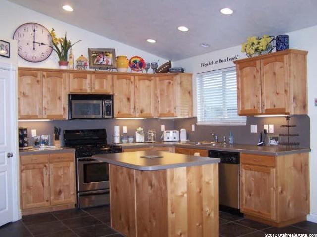 627 W 3550 S, Riverdale, UT 84405 — photo 4