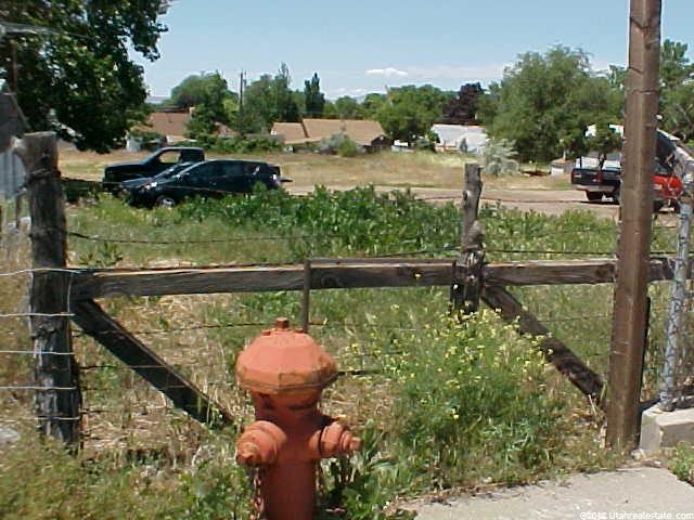 1871 N Main St, Sunset, UT 84015 — photo 7