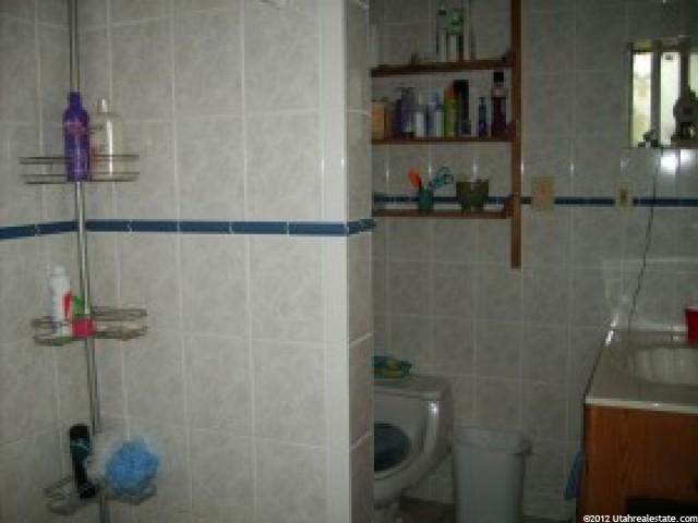 1015 N 500 E, Centerville, UT 84014 — photo 2