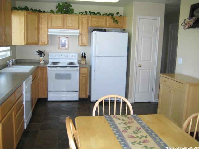 1982 S 2830 W, Syracuse, UT 84075 — photo 4