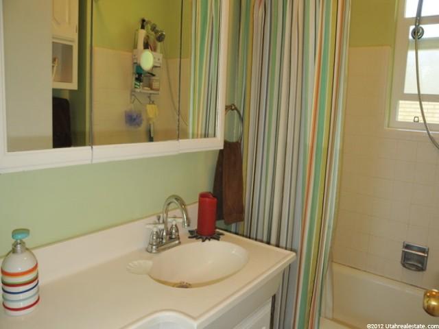 9307 S Sneddon Dr, Sandy, UT 84070 — photo 8