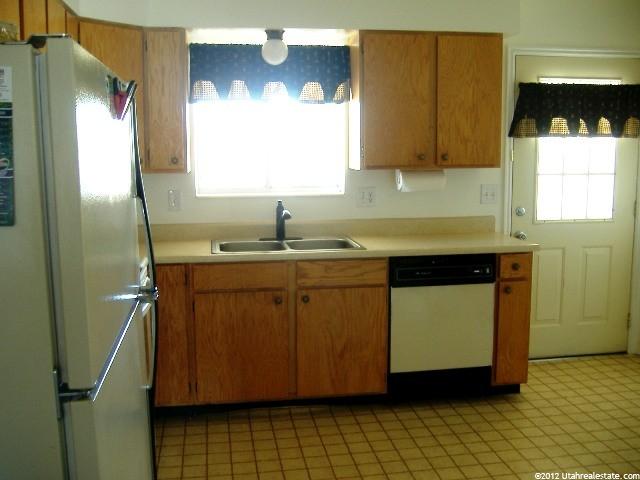 455 S 1100 E #42, St. George, UT 84790 — photo 2