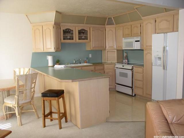 5091 Ridgedale Dr, Ogden, UT 84403 — photo 2