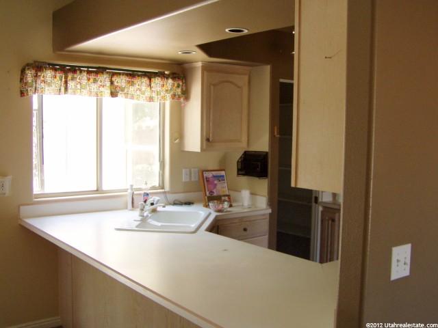 87 S 2250 E, St. George, UT 84790 — photo 6