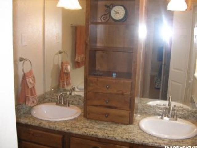 1428 Granada Dr, Sandy, UT 84093 — photo 7