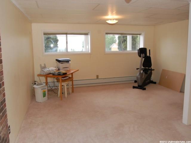 137 S Davis Blvd, Bountiful, UT 84010 — photo 5