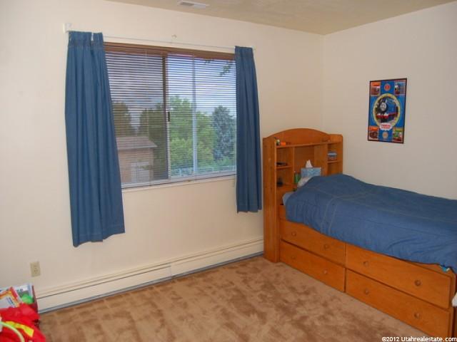 137 S Davis Blvd, Bountiful, UT 84010 — photo 7