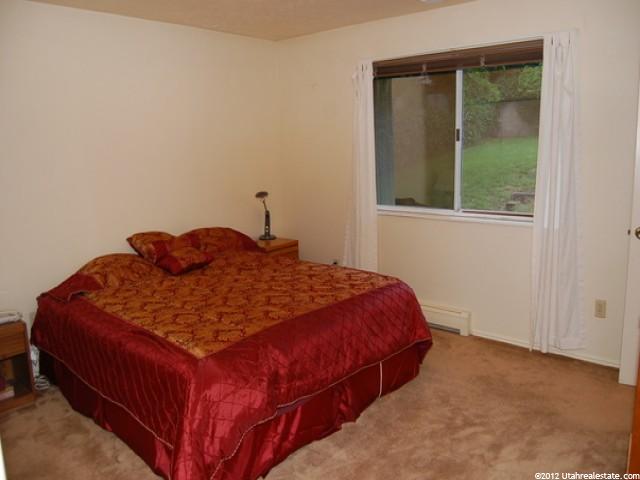 137 S Davis Blvd, Bountiful, UT 84010 — photo 10
