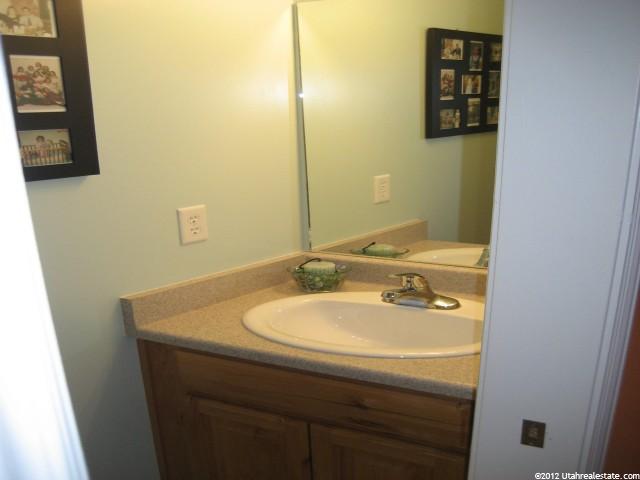 652 W 800 N #58, Clinton, UT 84015 — photo 7