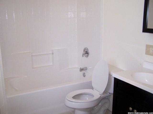 32 W Center St N, Ephraim, UT 84627 — photo 5