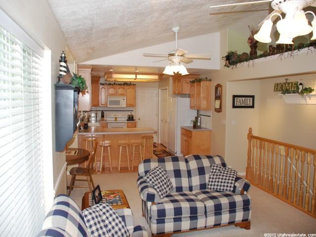195 N 750 W, Hyrum, UT 84319 — photo 5