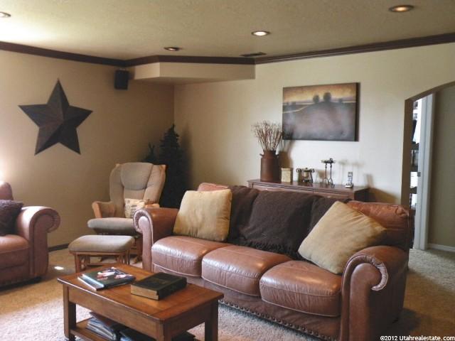 1084 Canfield Dr, Ogden, UT 84404 — photo 4