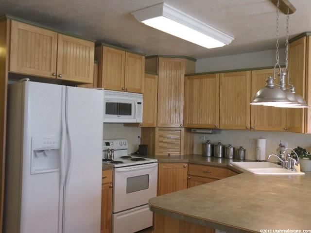 1084 Canfield Dr, Ogden, UT 84404 — photo 5