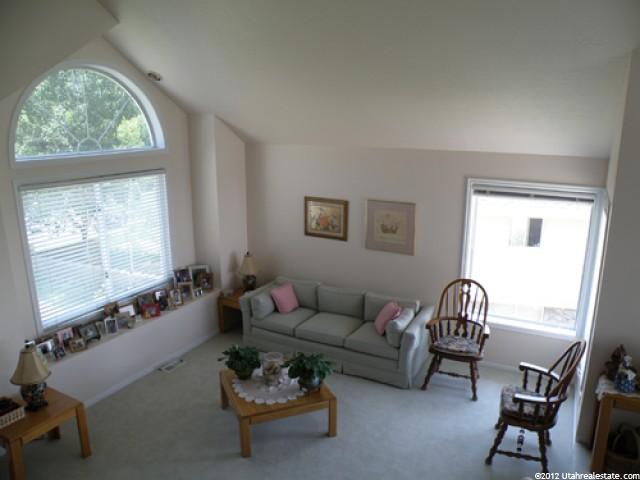 583 E Chelsea Dr, Bountiful, UT 84010 — photo 3