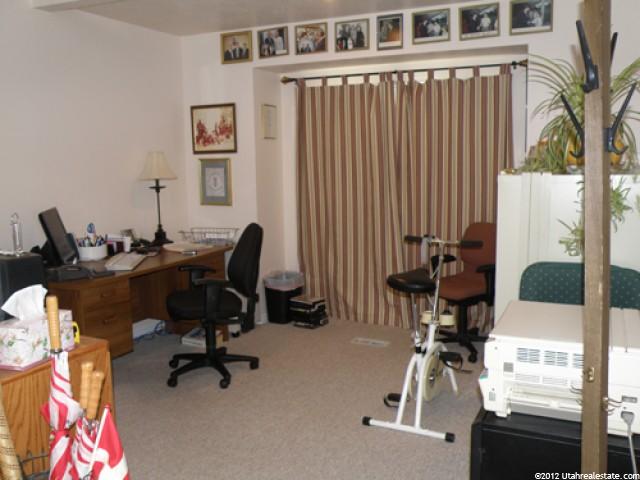 583 E Chelsea Dr, Bountiful, UT 84010 — photo 7