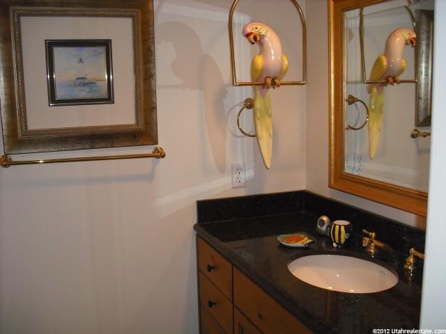 8245 S Pine Springs Cv E, Sandy, UT 84093 — photo 11