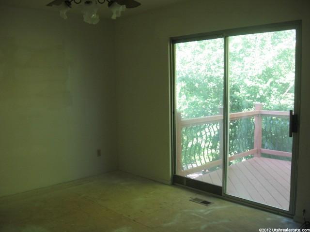 5180 S 2975 W, Roy, UT 84067 — photo 3