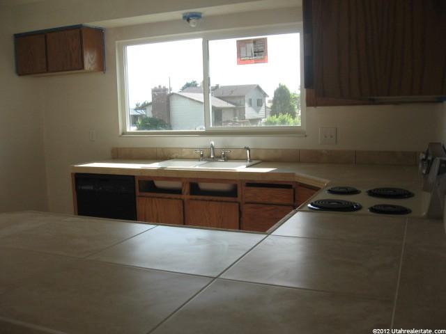 5180 S 2975 W, Roy, UT 84067 — photo 5