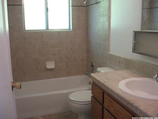 5180 S 2975 W, Roy, UT 84067 — photo 6