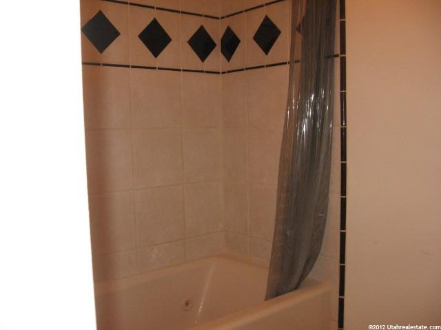 5180 S 2975 W, Roy, UT 84067 — photo 8