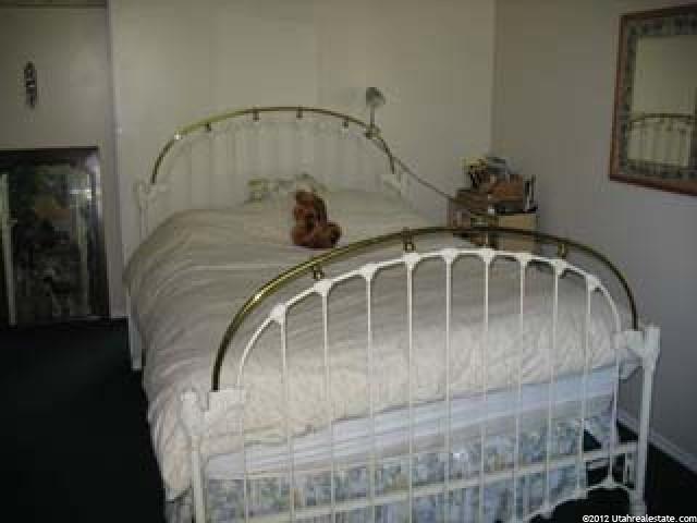 5371 S 3400 W, Roy, UT 84067 — photo 4