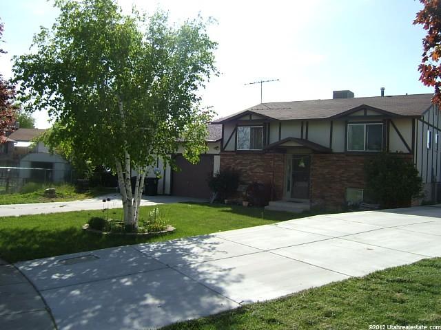 352 W 2400 S, Clearfield, UT 84015