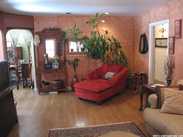 2825 Marilyn Dr, Ogden, UT 84403 — photo 2