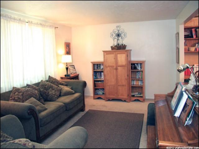 8486 S 1520 E, Sandy, UT 84093 — photo 2