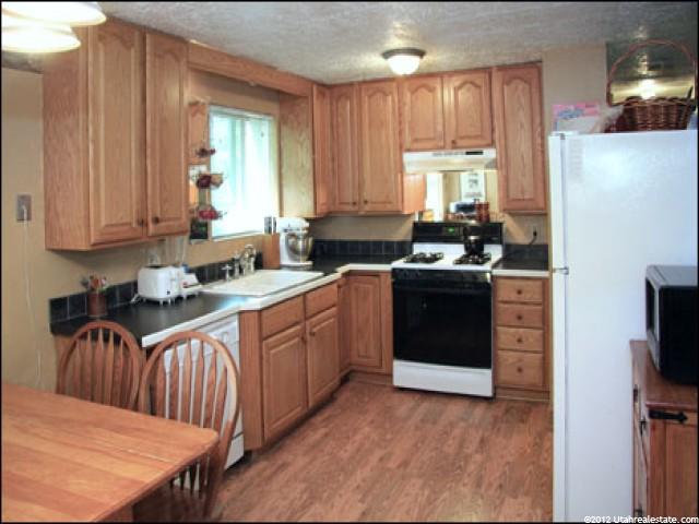 8486 S 1520 E, Sandy, UT 84093 — photo 3