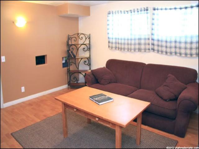 8486 S 1520 E, Sandy, UT 84093 — photo 5