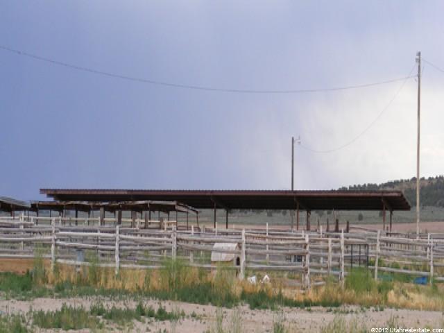 1696 Mcbride Ln, Fillmore, UT 84631 — photo 3
