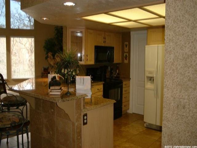 2198 E Oak Leaf Way S, Sandy, UT 84092 — photo 4