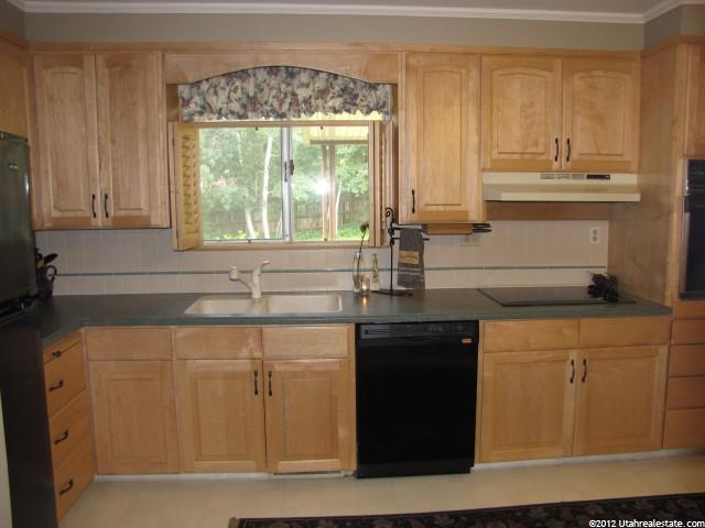 1871 S 350 E, Bountiful, UT 84010 — photo 2