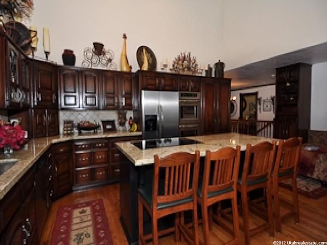 2586 S 1825 E, Ogden, UT 84401 — photo 2