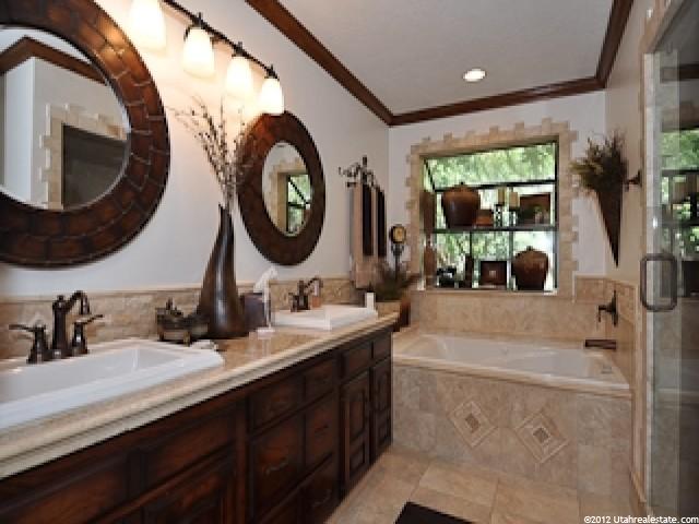 2586 S 1825 E, Ogden, UT 84401 — photo 10