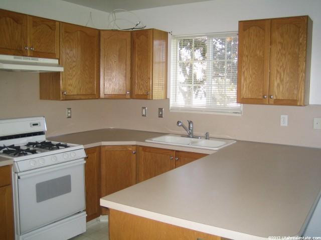 49 W 1315 S, Logan, UT 84321 — photo 2