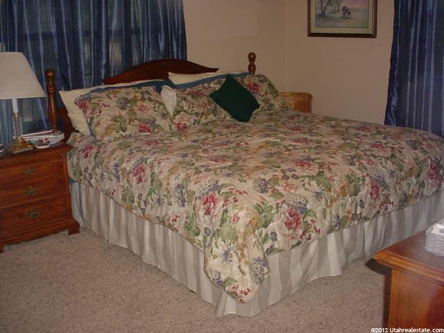 4466 S Ridgeline Dr, Riverdale, UT 84405 — photo 9