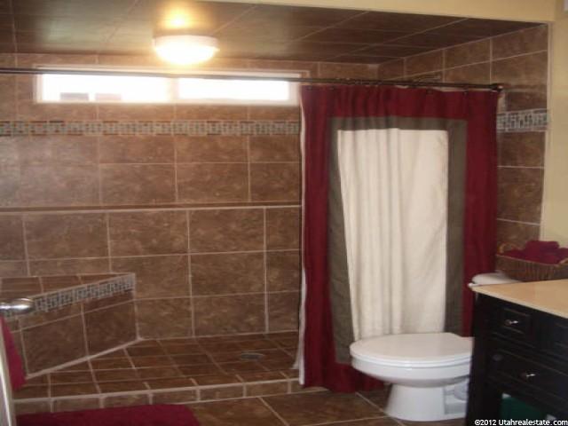 655 Churchill Dr, Centerville, UT 84014 — photo 11
