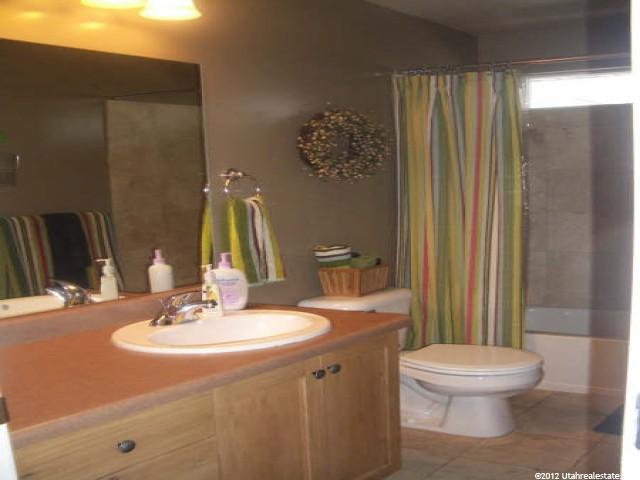 655 Churchill Dr, Centerville, UT 84014 — photo 12