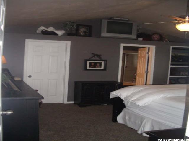 655 Churchill Dr, Centerville, UT 84014 — photo 3
