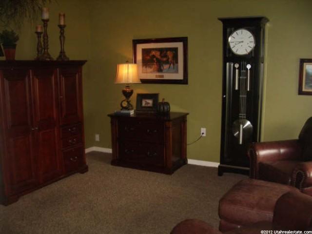 655 Churchill Dr, Centerville, UT 84014 — photo 5