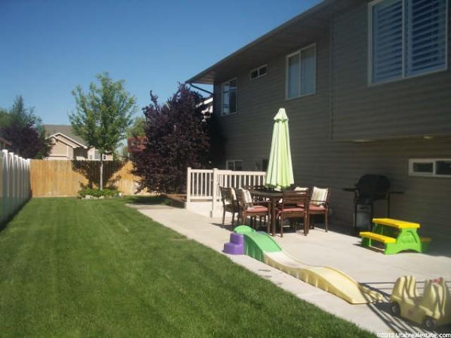 655 Churchill Dr, Centerville, UT 84014 — photo 6