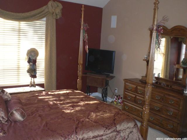 476 W 3925 N, Pleasant View, UT 84414 — photo 4
