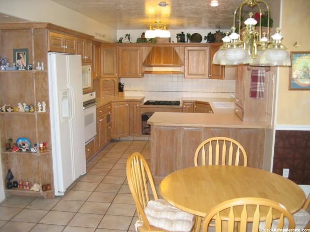 476 W 3925 N, Pleasant View, UT 84414 — photo 9