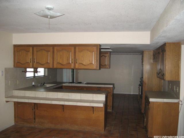 990 N 2075 E Cir, St. George, UT 84770 — photo 3